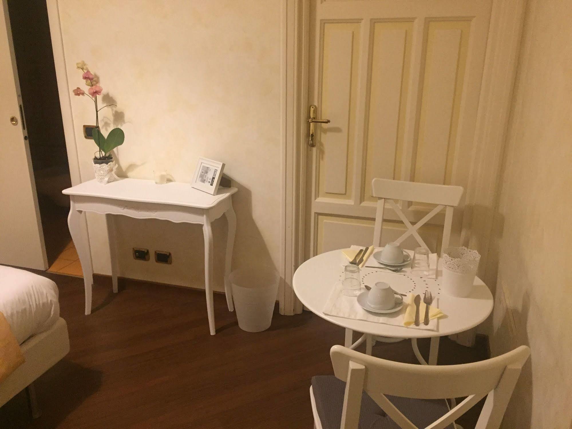 Dhome B&B Rome Extérieur photo